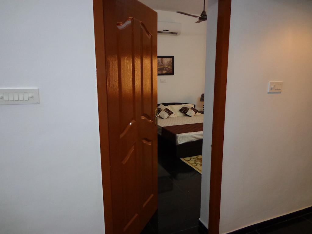 Remisha Service Apartments Ченнаи Экстерьер фото