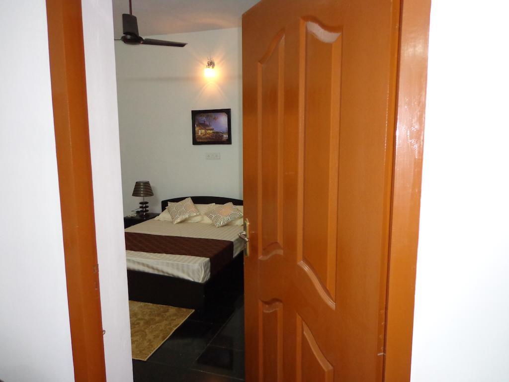 Remisha Service Apartments Ченнаи Экстерьер фото